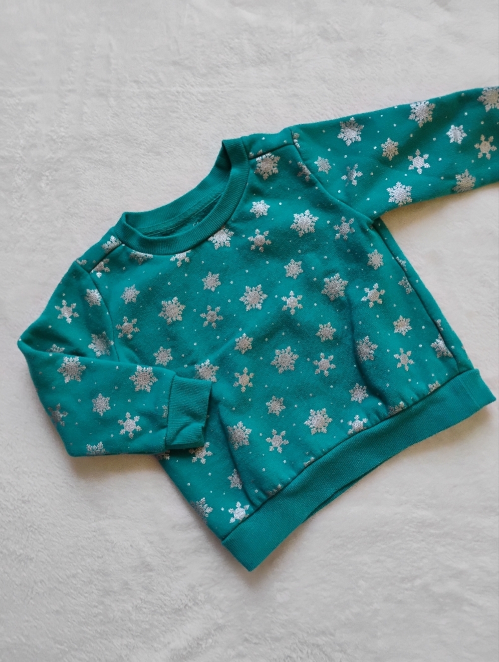 Cute Teal Sweatshirt With Metallic Silver Snowflake Print | 2T